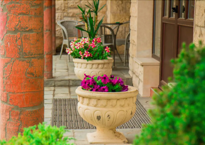 Todoroff Wine Residence Over view