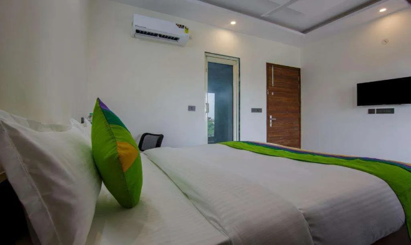 Treebo Grand Vista - 63A