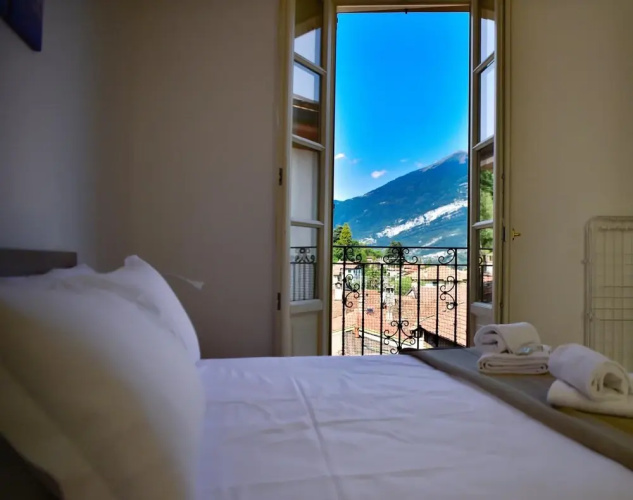 Easy Welcome Green House Regatola