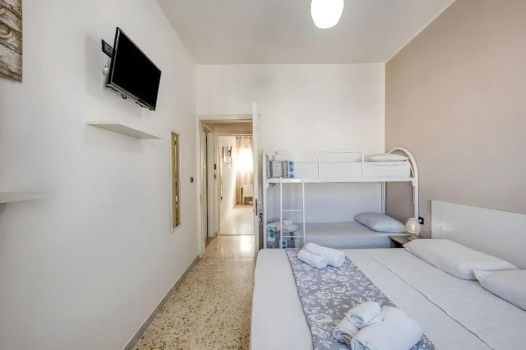 Standard Quadruple room