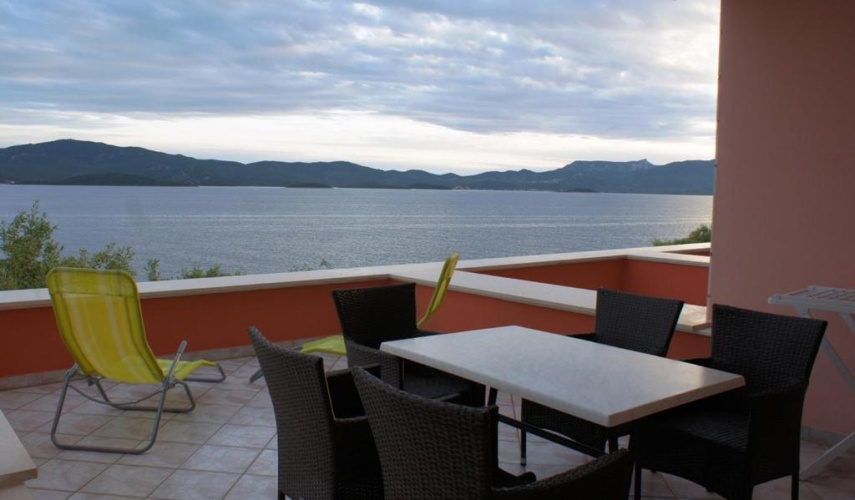 1 Bedroom Apartment with balcony