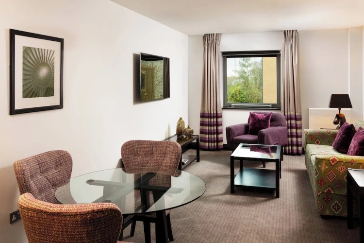 Deluxe Double Suite