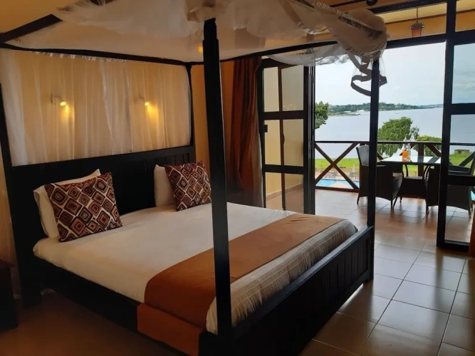 Luxury Double room with lake view
