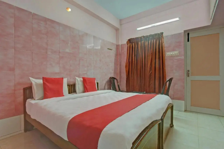 OYO 23672 Annai Residency