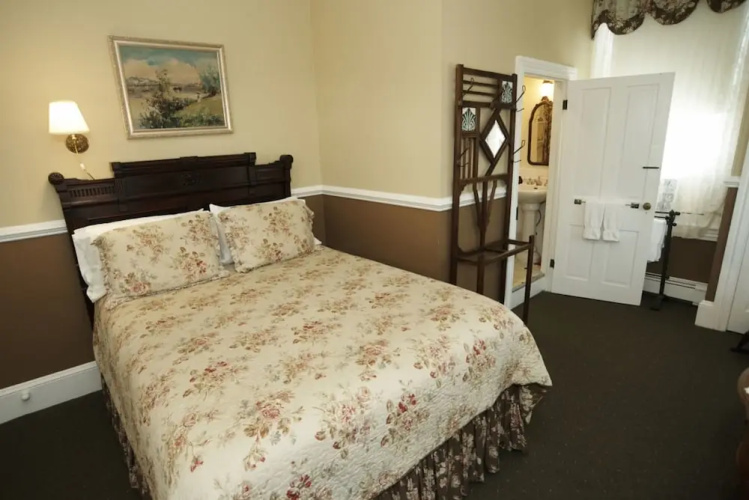 Bedford Inn