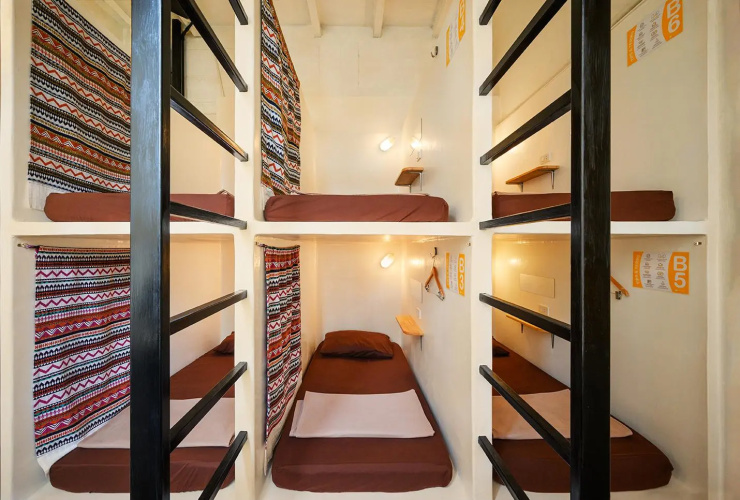 Warm White Hostel