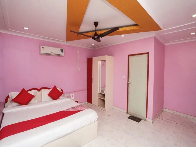 Hotel Megha