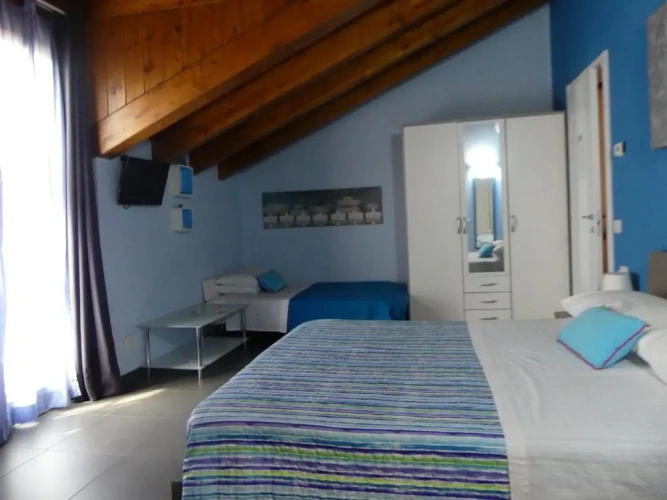 Standard Quadruple room