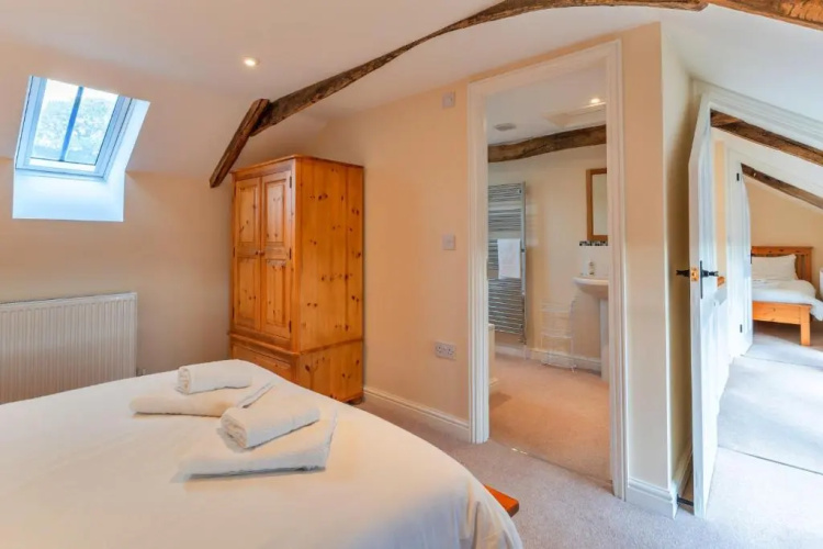 Hunstone Barn