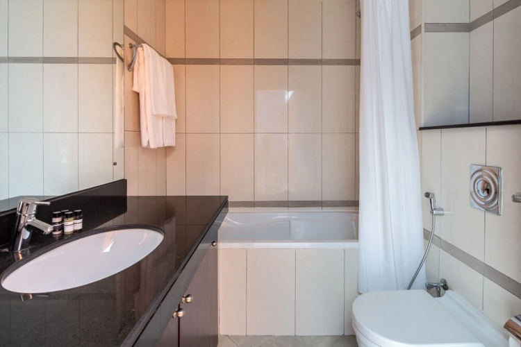 Lively & Spacious 1BR Loft in Dubai Marina