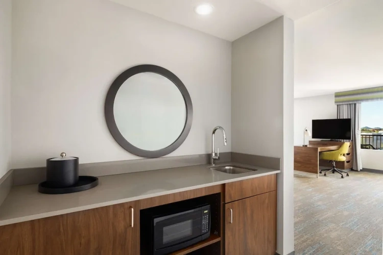 Quadruple Suite