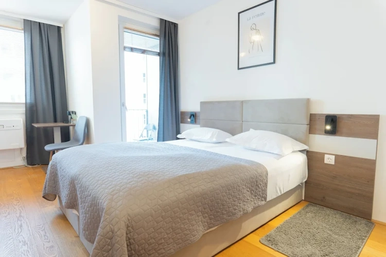Standard Double room with balcony
