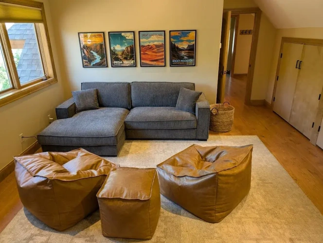 4 Bedrooms Cottage