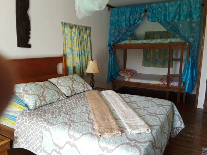 Hidden Haven - Hostel