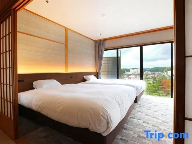Twin Suite