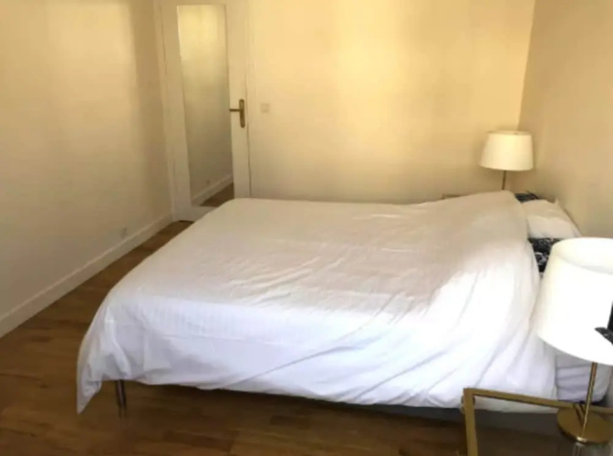 1 Bedroom Flat Near Eiffel Tower