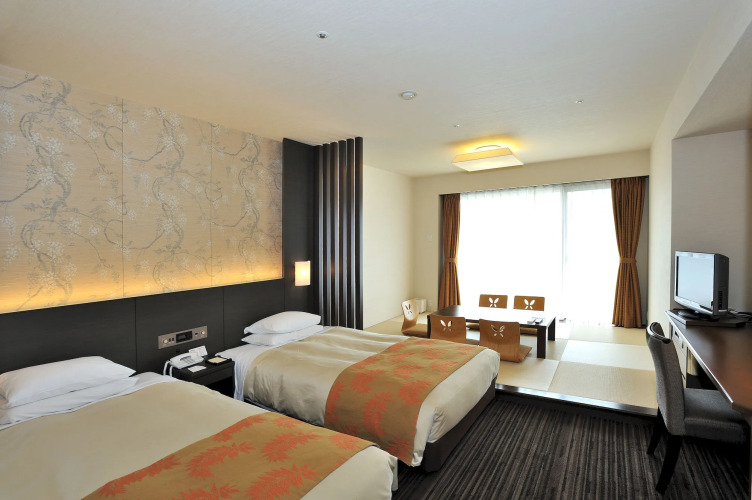 Hotel Harvest ItoOver view