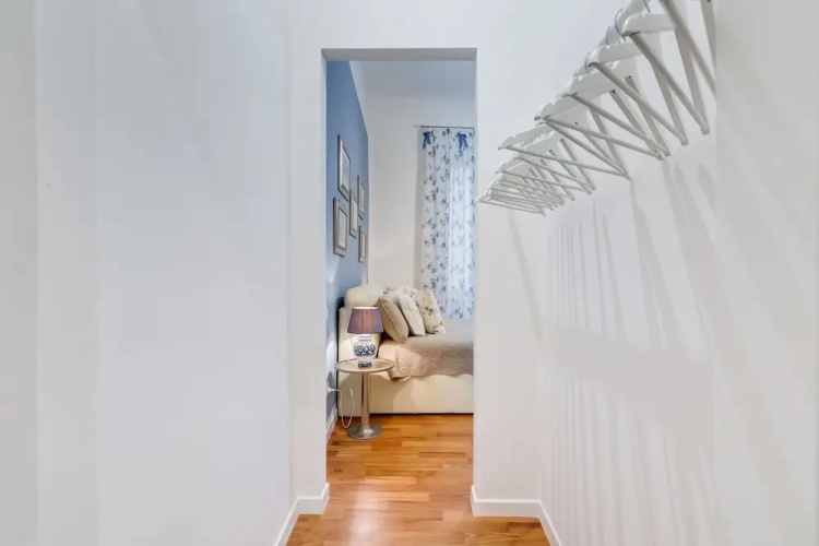 A modern flat near the Vatican