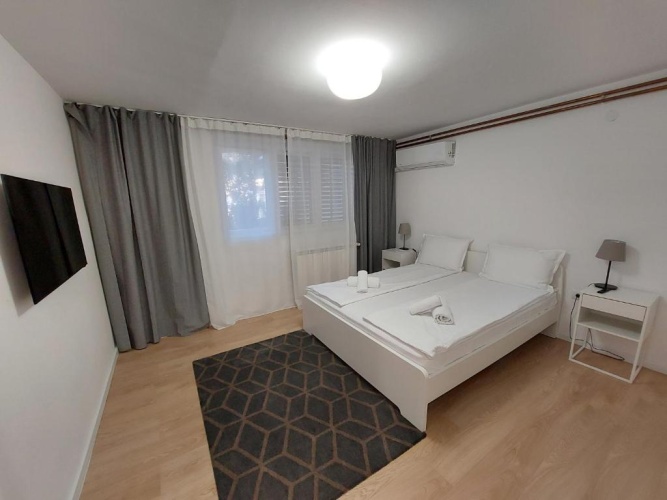 2 Bedrooms Apartment with view