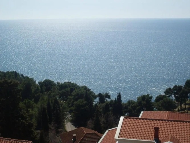 Standard Triple room with balcony and with sea view