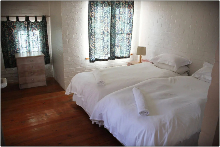 Blue Bay Lodge