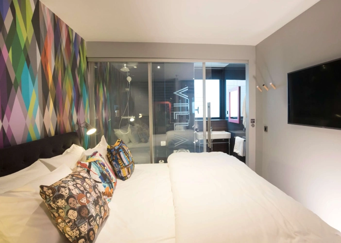 Standard Club room