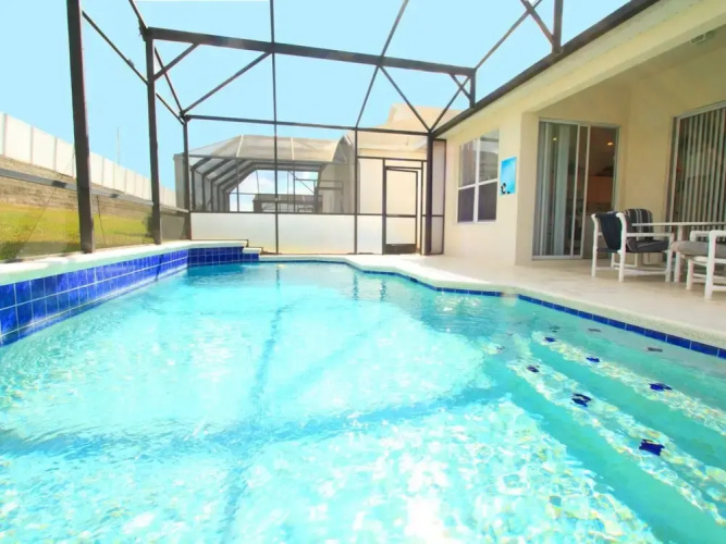 4 Bed 2245