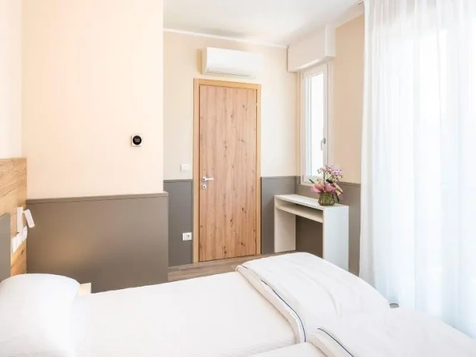 1 Bedroom Quadruple Apartment with balcony