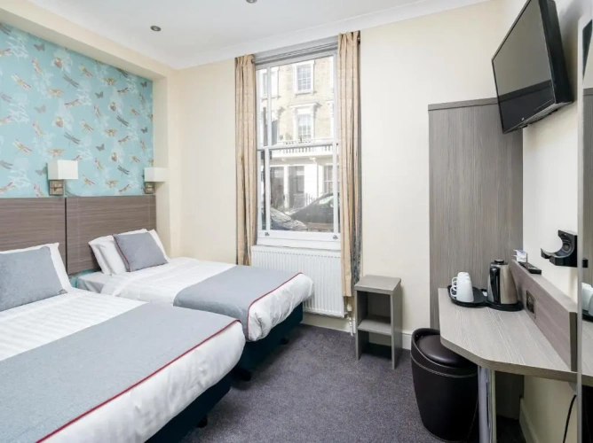 Deluxe Triple room