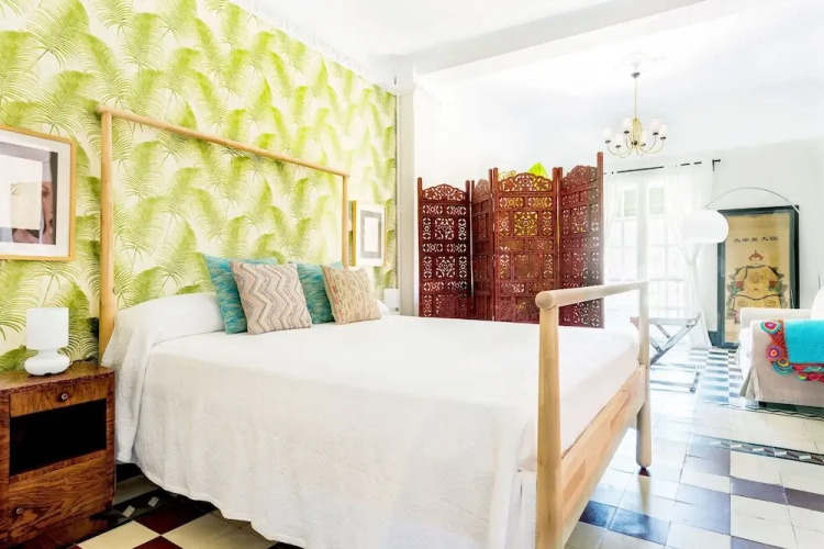 Genteel Home Romanilla