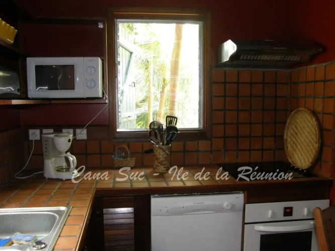 2 Bedrooms Twin Bungalow