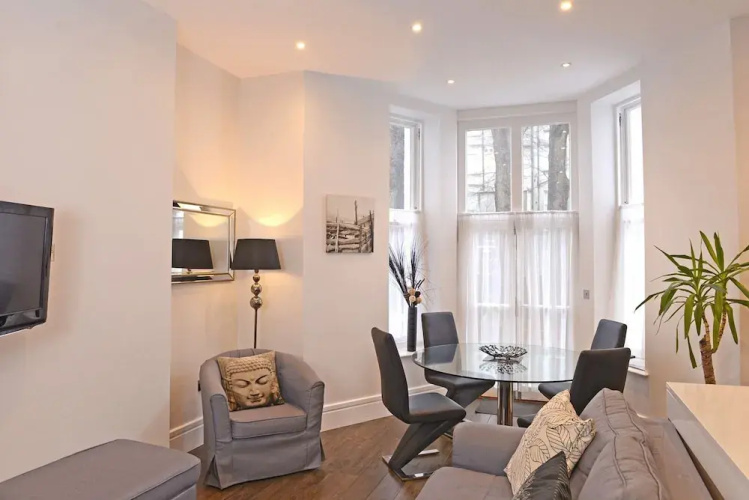 Gresham House 2-bed