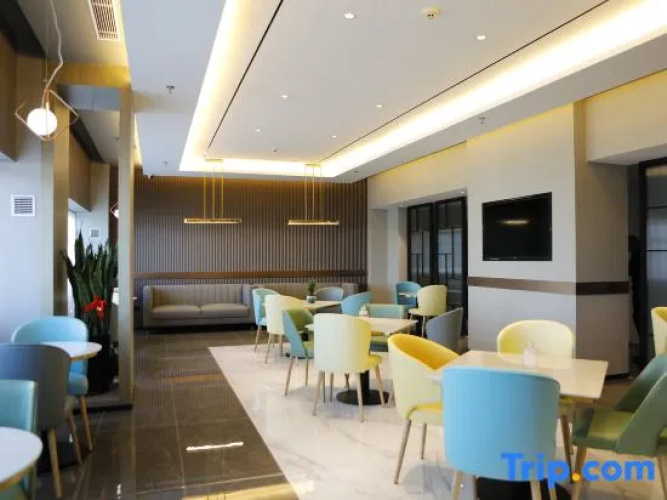 Zhanghe Hotel (Hohhot Railway Station Hailiang Square) - Hohhot