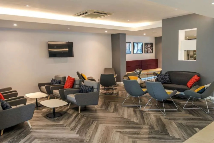 Holiday Inn Express Doncaster photo 16