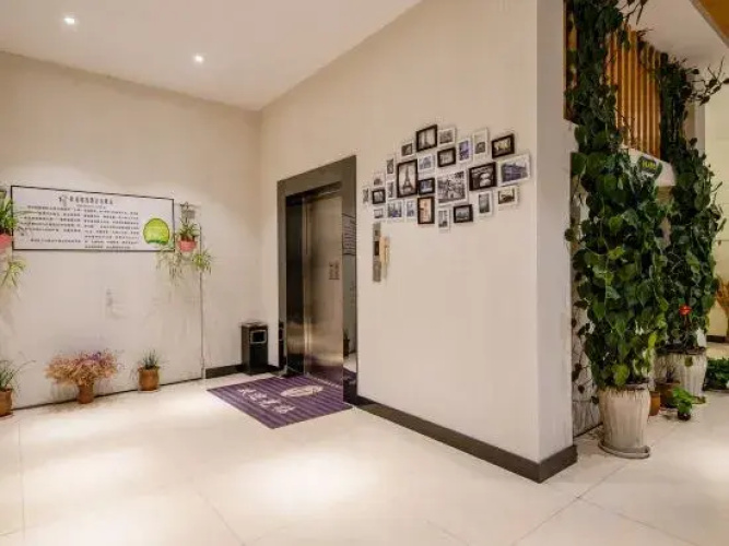 Journey   Select  Hotel