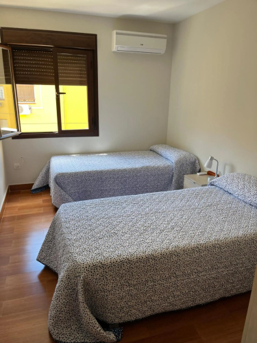 Apartamento en Luis Montoto, Nervión. Céntrico