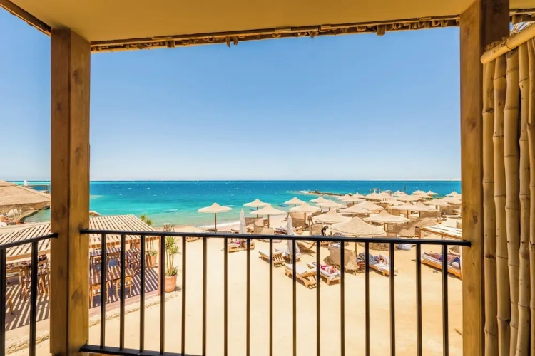 Deluxe room beachfront