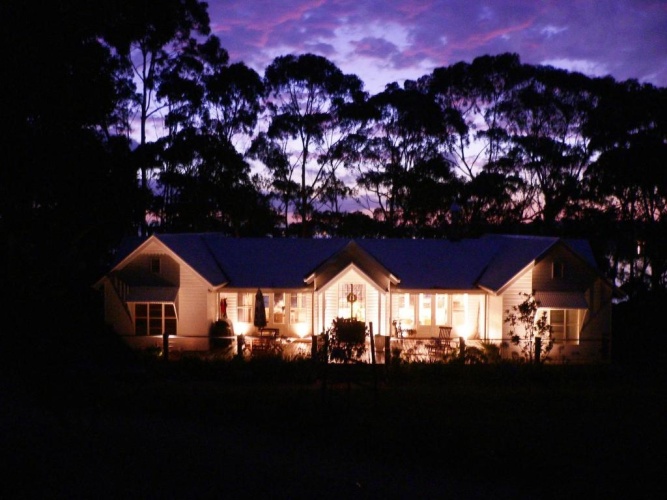 3 Bedrooms Cottage