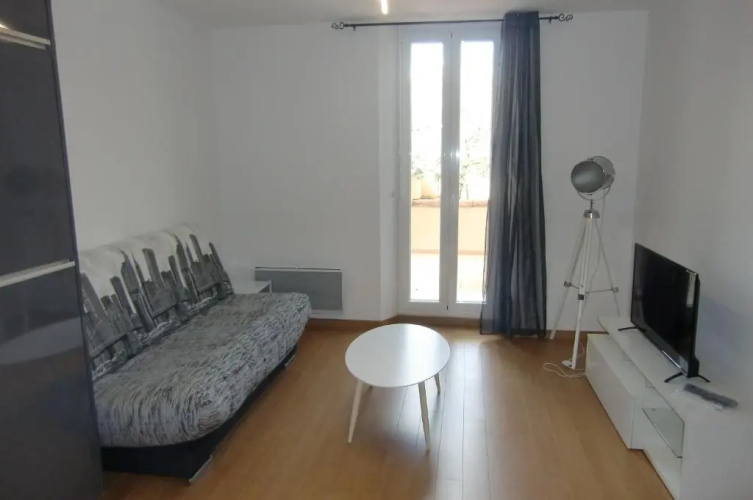 18 Avenue Georges Clemenceau