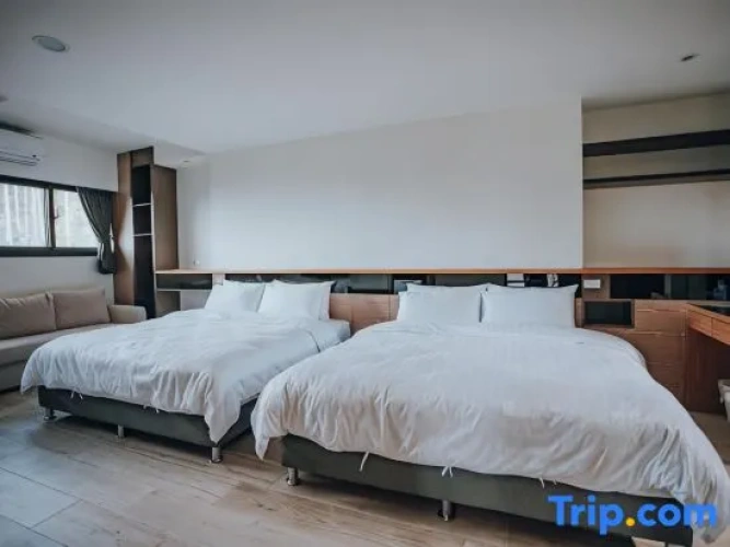 Deluxe Quadruple room