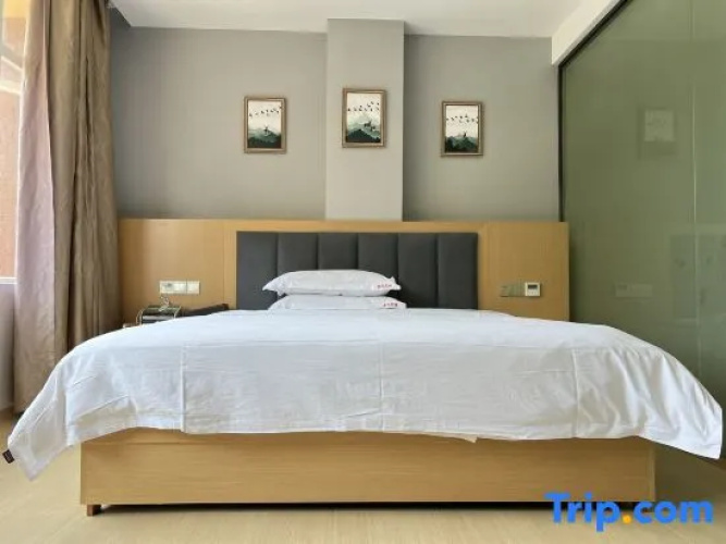 Yunyang Haocheng Hotel