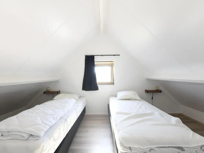 Holiday Home in Koksijde With Garden & Parking