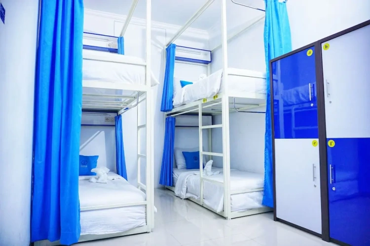 Bed in Dorm