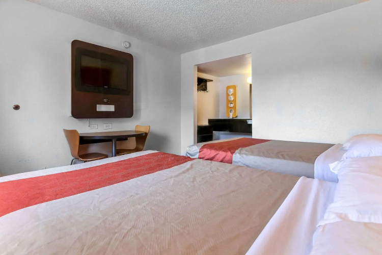 Motel 6 Pleasanton, CA