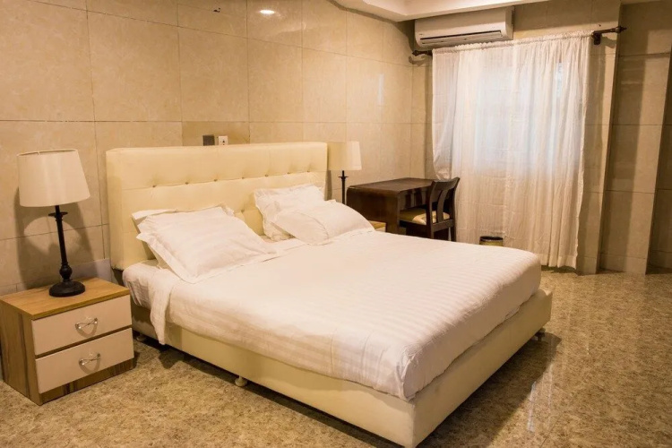 ARNHOTEL