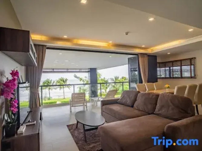 Private Beachfront 2 Bedroom Suite Full Ocean View