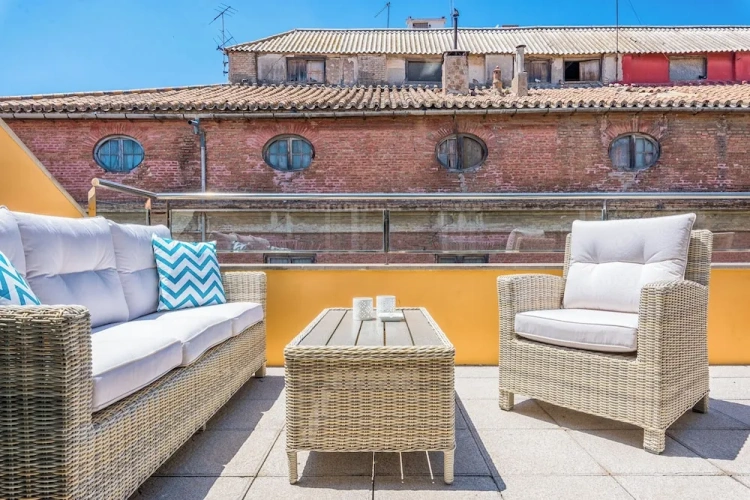 2 Bedrooms Superior Apartment with city view