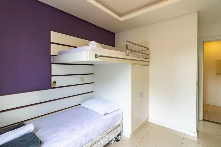 Apt w/ 3BR & BBQ 350m From the Beach Lam0601