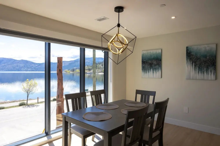Peachview Suites