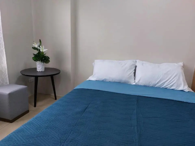 NAIA Terminal, Newport, Pasay, 5-star Condo